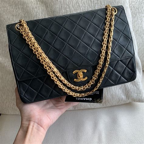 authenticate a chanel bag.